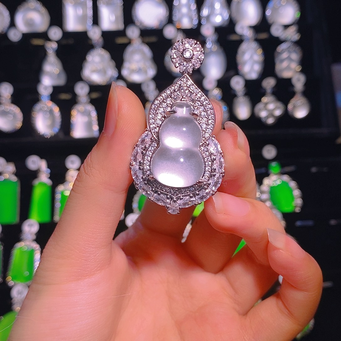 锆石铜合金白富美