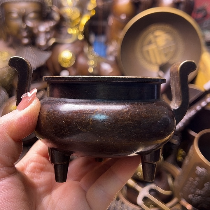 铜1235667789998766788