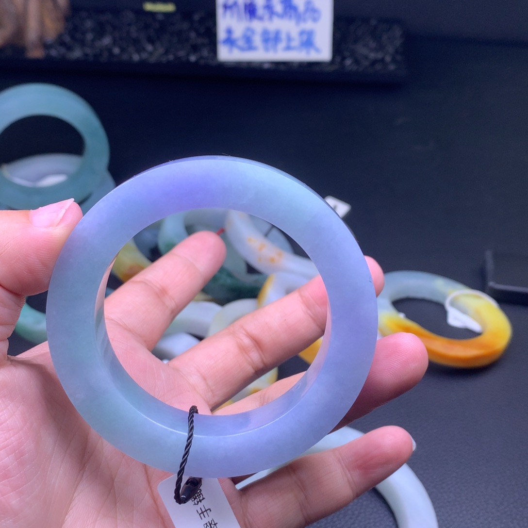 定制翡翠正未镶嵌蒘**臡