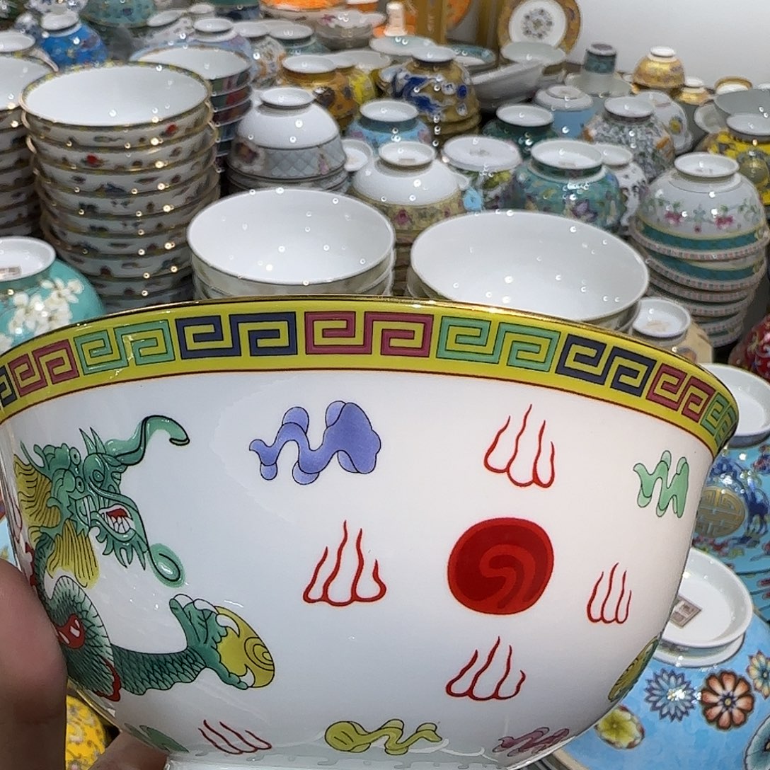 骨瓷珐琅彩工艺制作