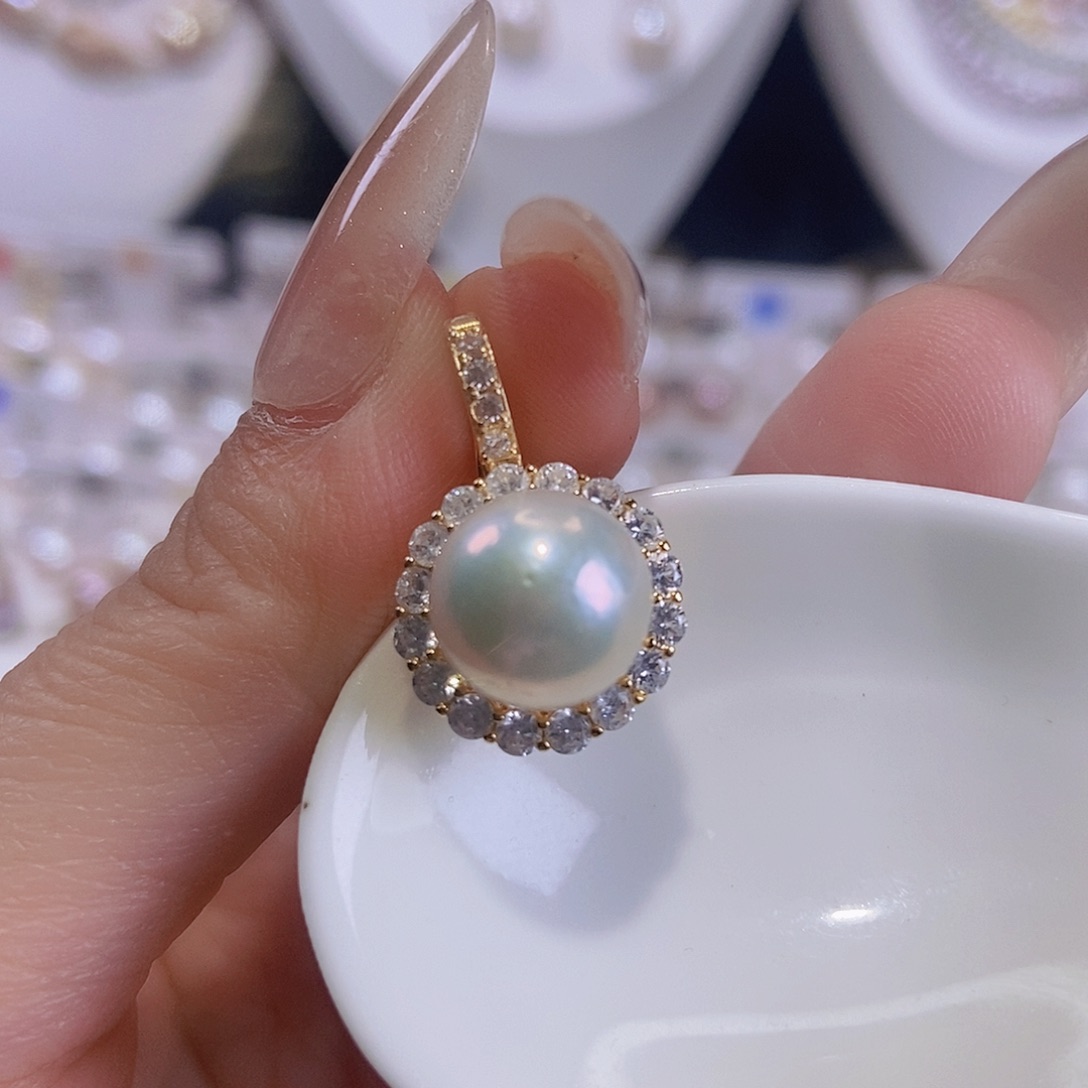 淡水珍珠合金颈饰