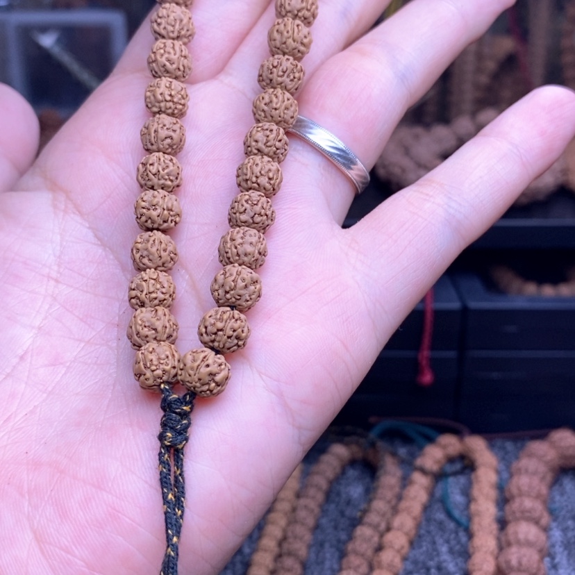 【闪购商品】金刚菩提吊坠n****l二等籽一代龙手持