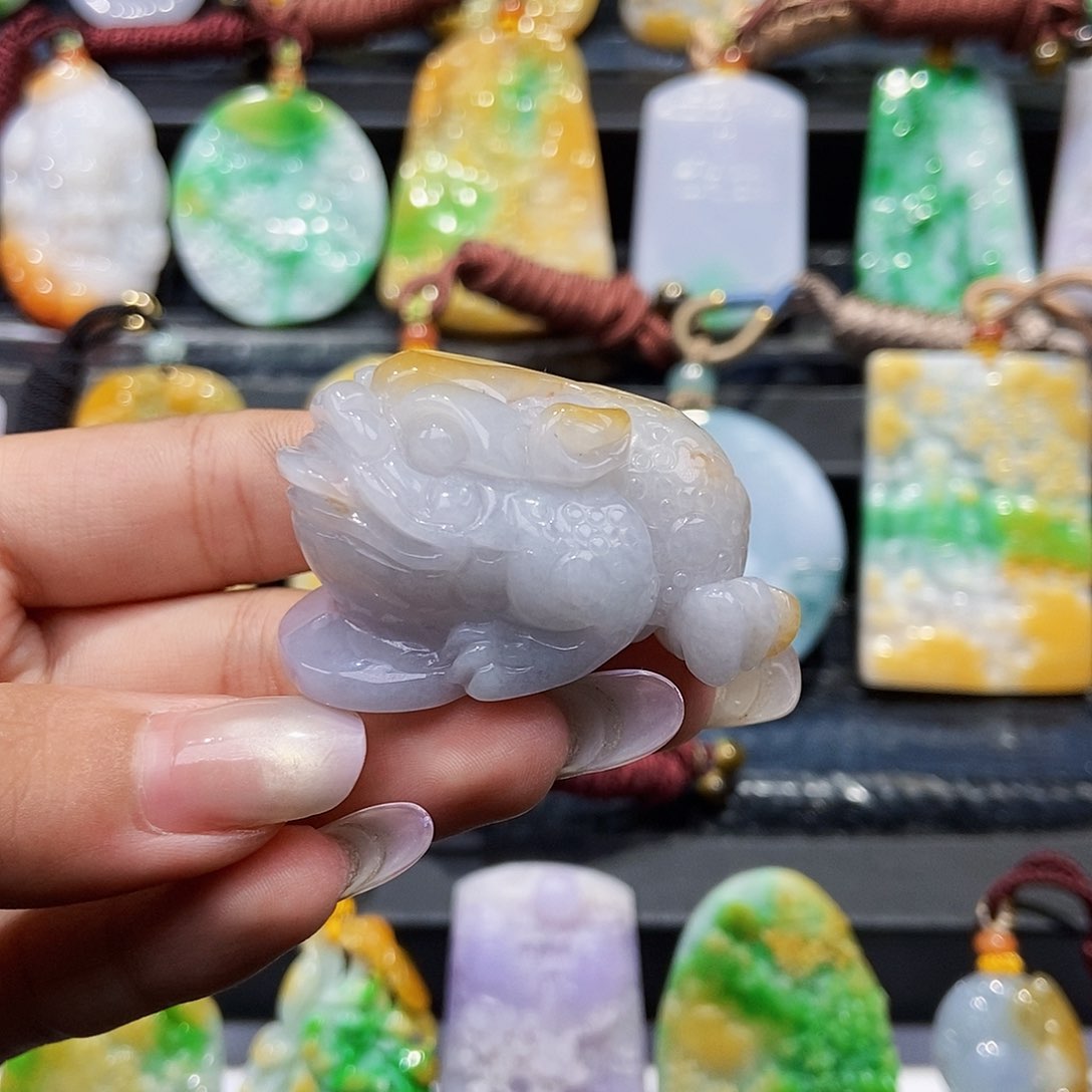 定制翡翠未镶嵌天然翡翠A货