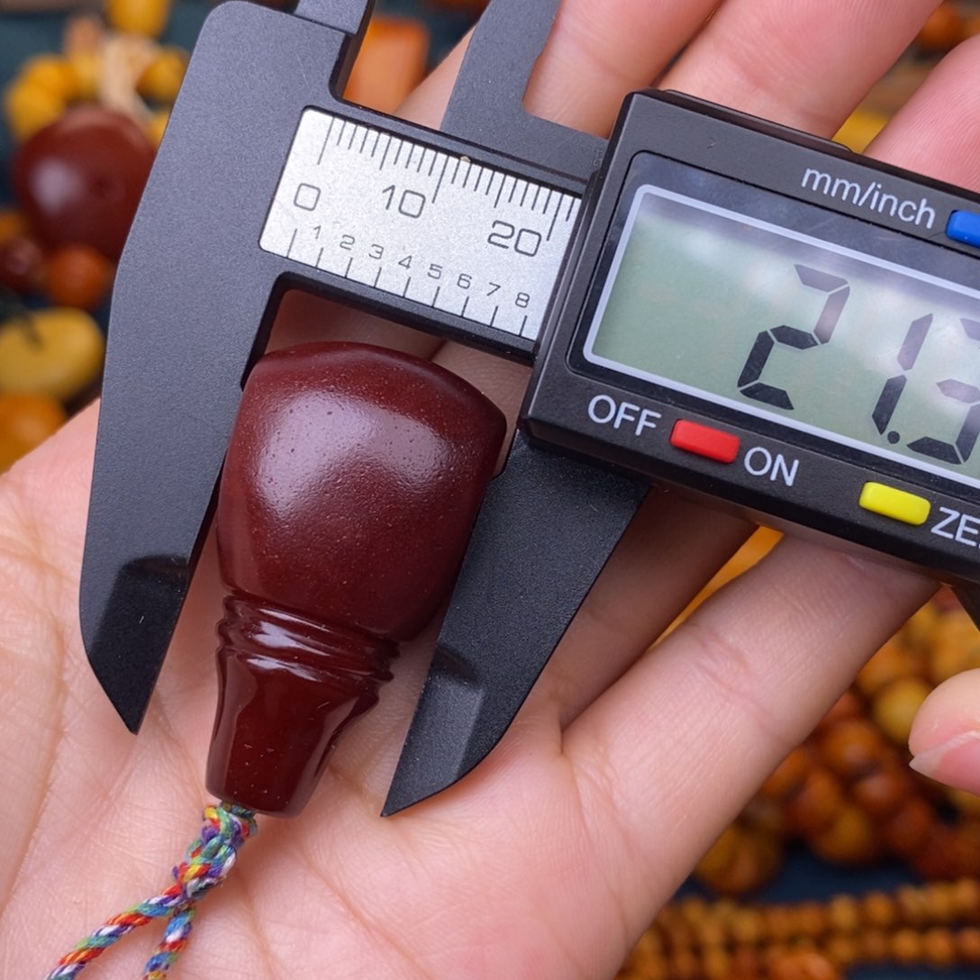 蜜蜡裸石未镶嵌蜜蜡