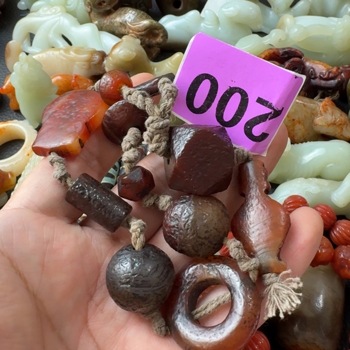 玛瑙/玉髓颈饰合金