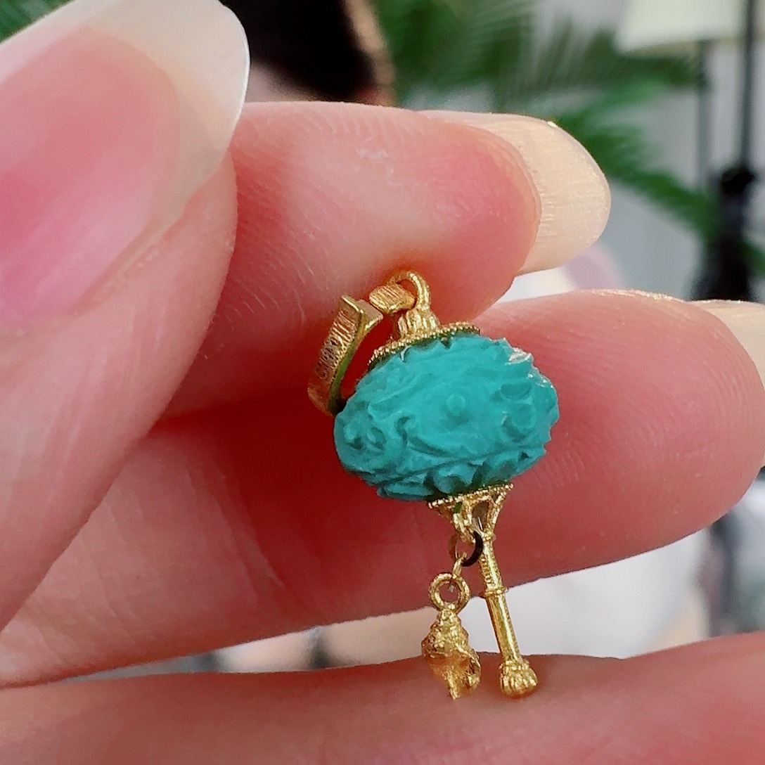 18K金镶嵌绿松石珠宝奇石