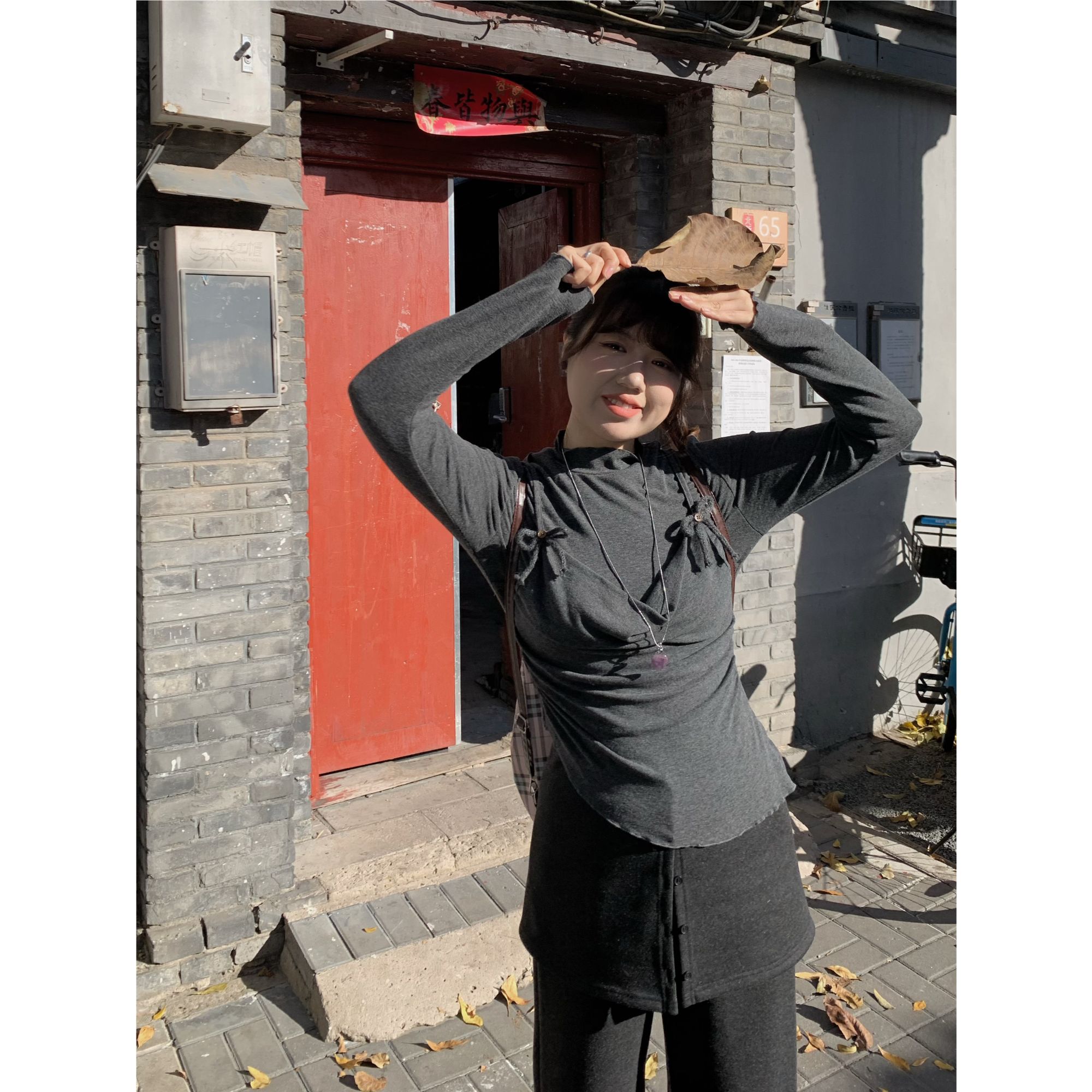 米米子“格蕾丝”定制灰调假两件半高领打底上衣显瘦百搭秋款