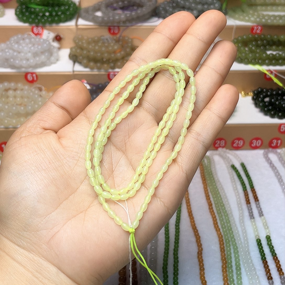 和田玉颈饰未镶嵌3mm