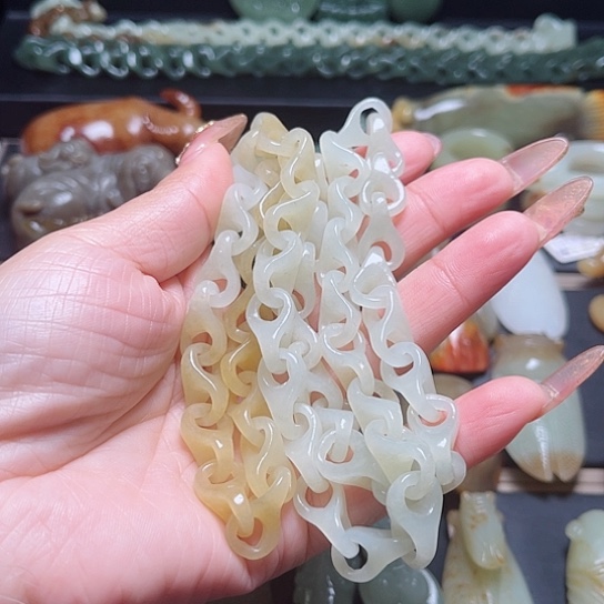 【闪购商品】和田玉吊坠(不含链)未镶嵌雨***红