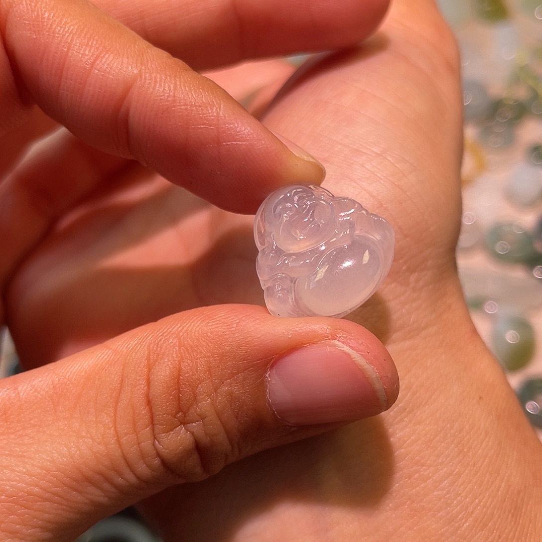 定制翡翠未镶嵌佛