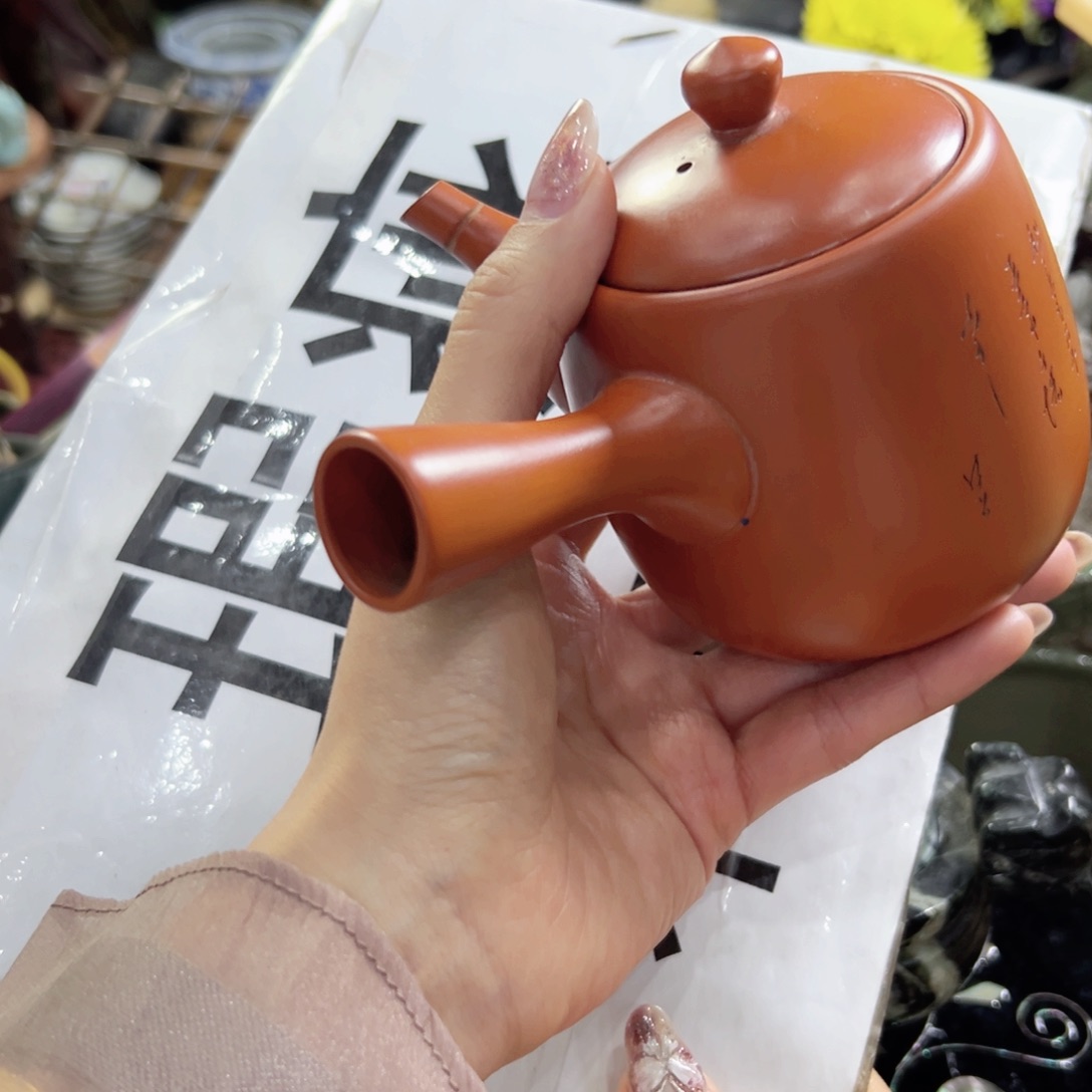 瓷片摩*陶瓷艺术家们为自己制作