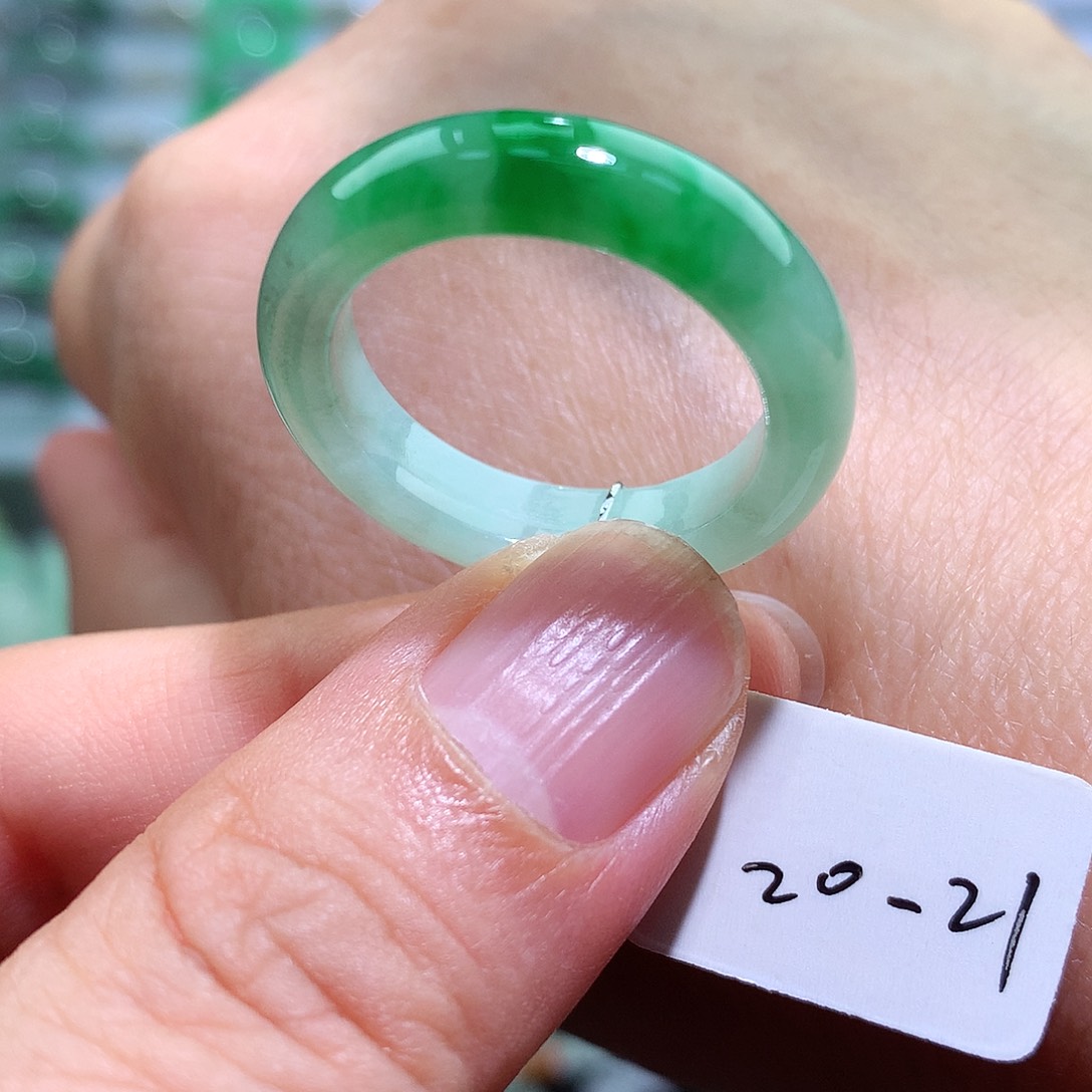 翡翠戒指未镶嵌20-21号
