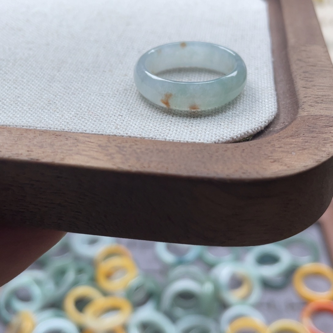 翡翠戒指未镶嵌8 号 14-15 港码 