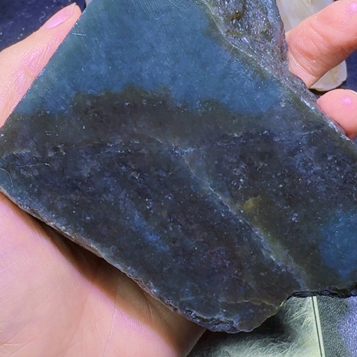 未镶嵌和田玉珠宝半成品