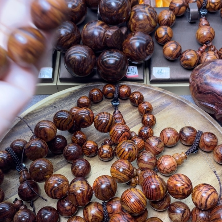 凉***吗木质类黄花梨黄花梨2.0