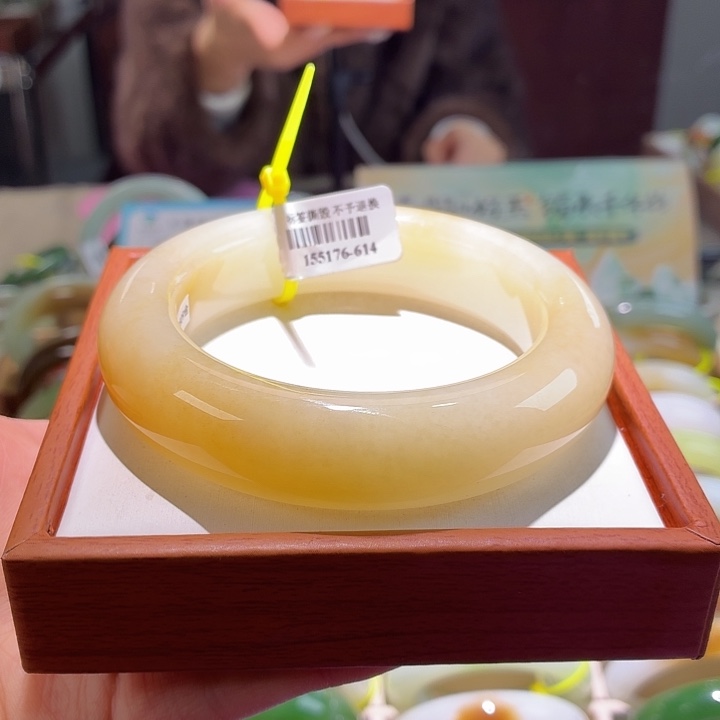 和田玉未镶嵌手镯30。62/63