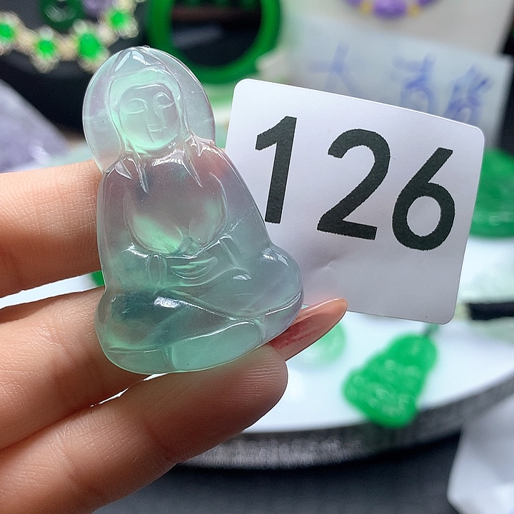 翡翠吊坠(赠链)未镶嵌