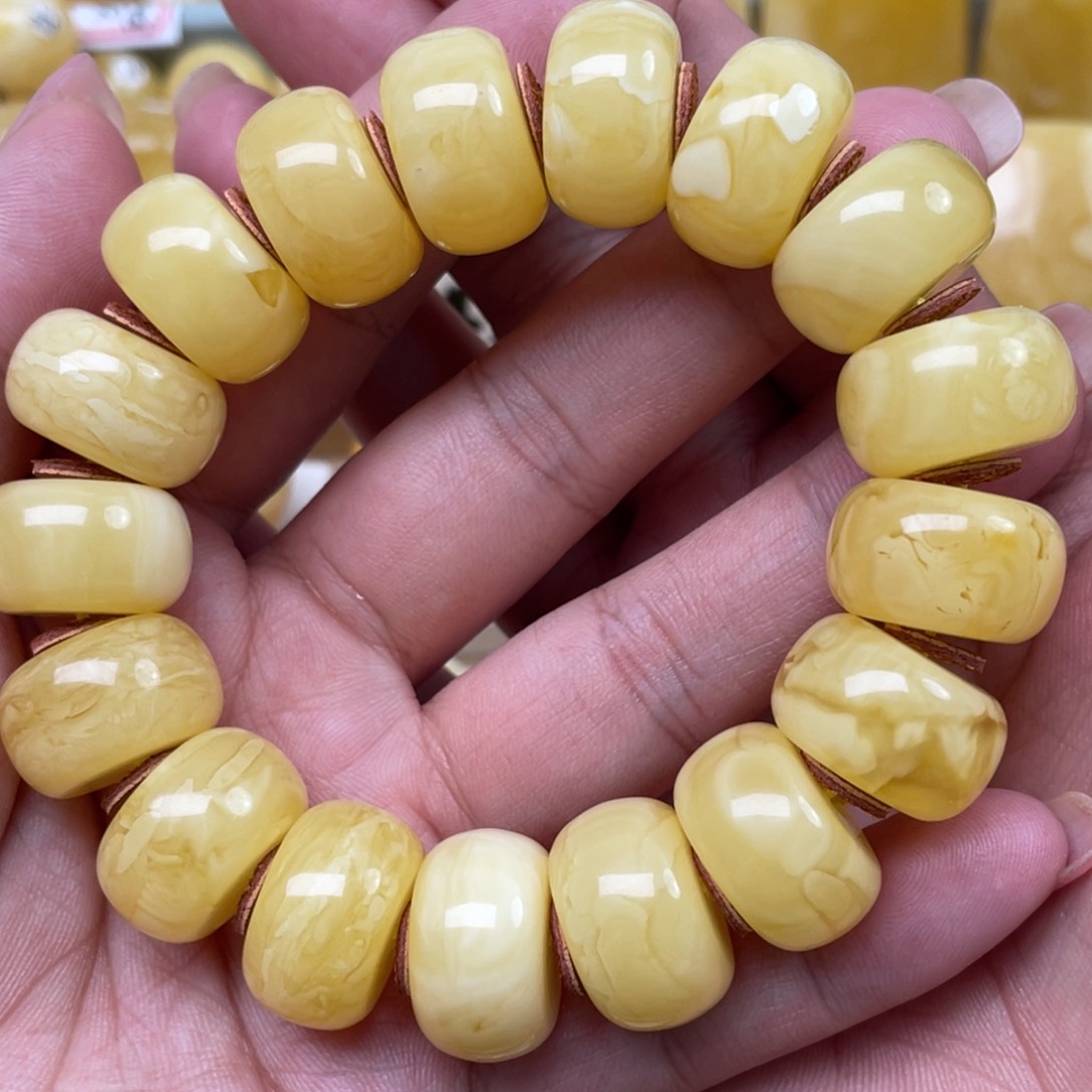 蜜蜡裸石未镶嵌蜜蜡