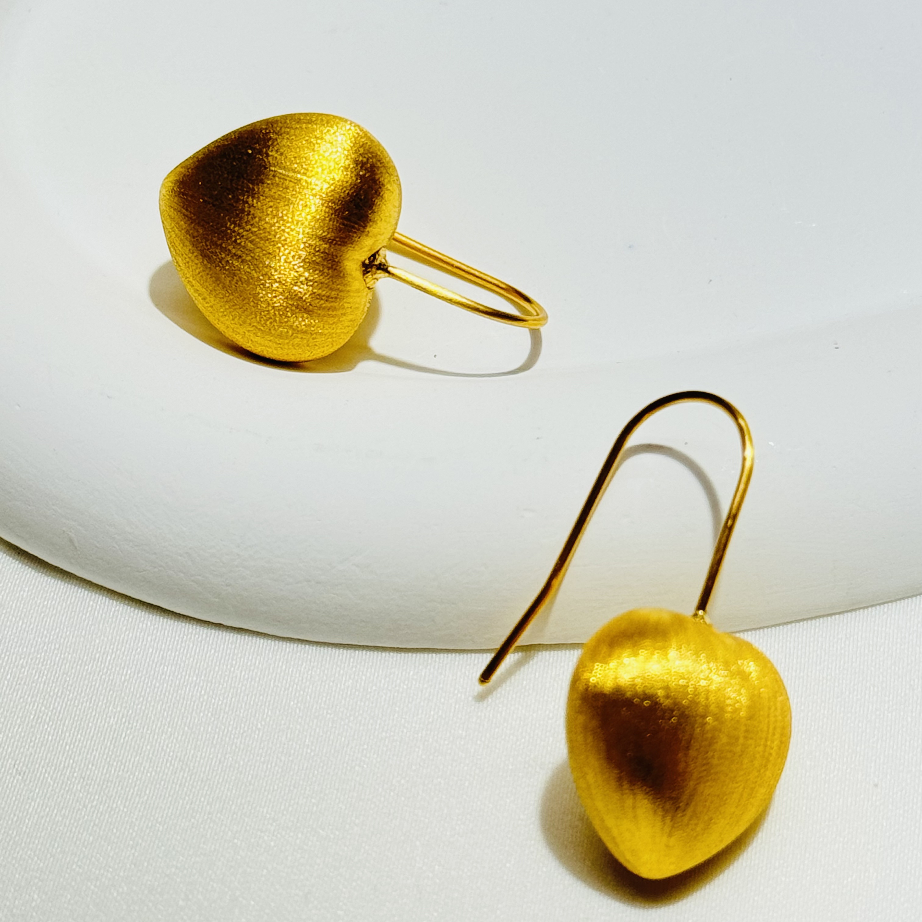 黄金足金999哑光爱心5D硬金耳环