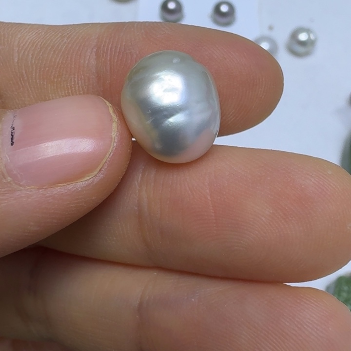 用***6未镶嵌颈饰海水珍珠