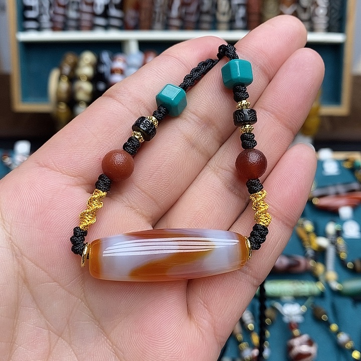 玛瑙/玉髓颈饰合金