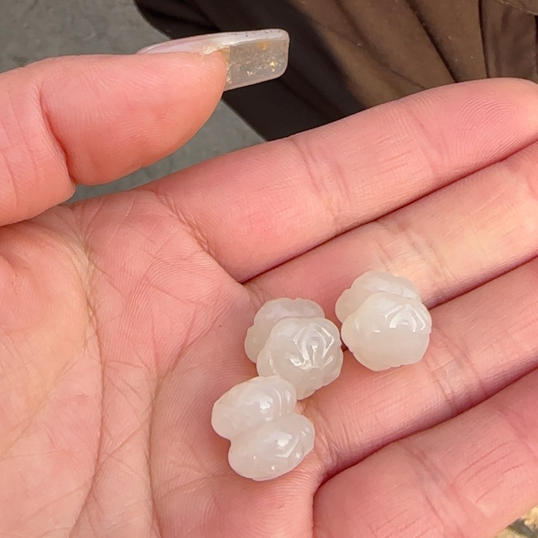 和田玉未镶嵌颈饰拍一发一