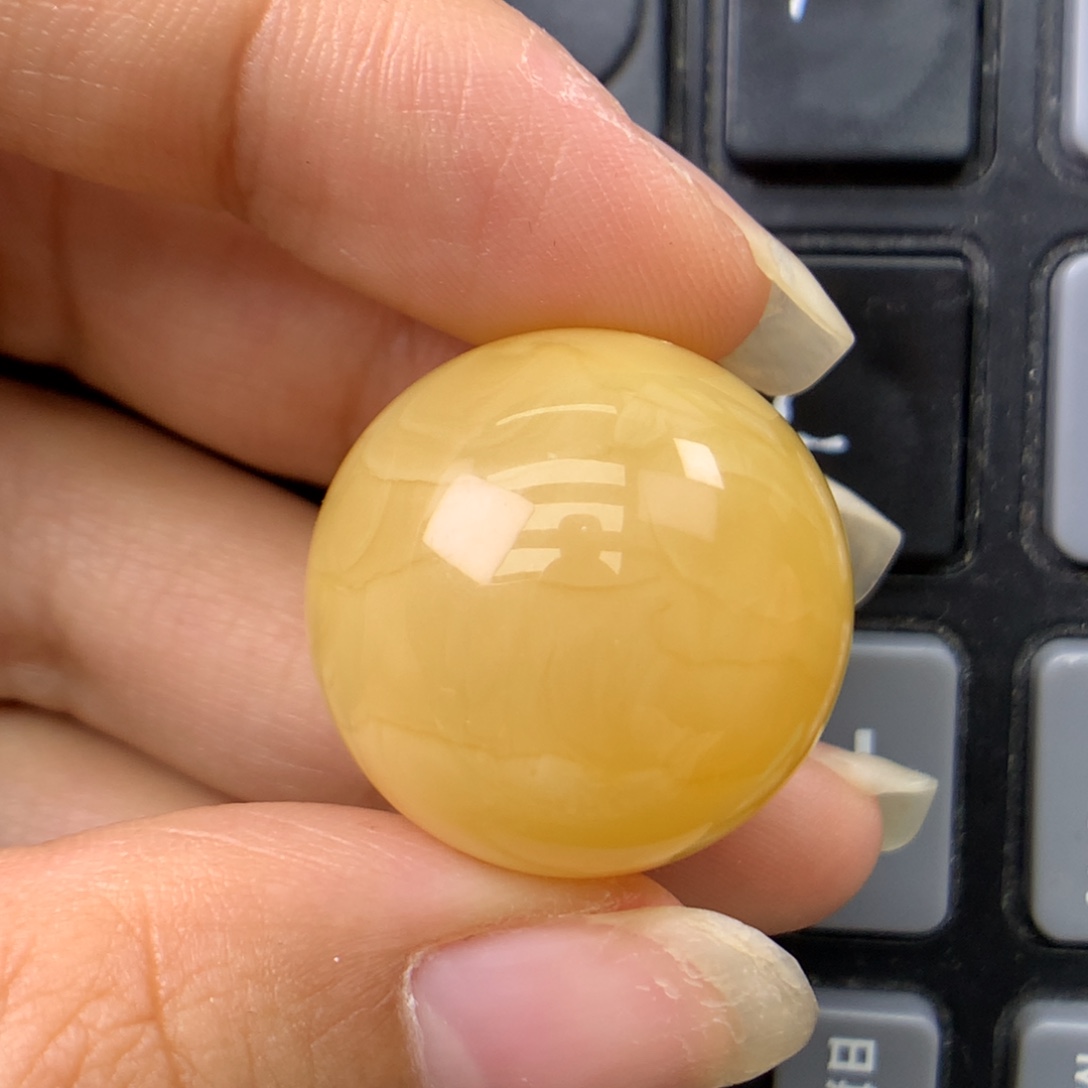 琥珀未镶嵌珠宝奇石22m