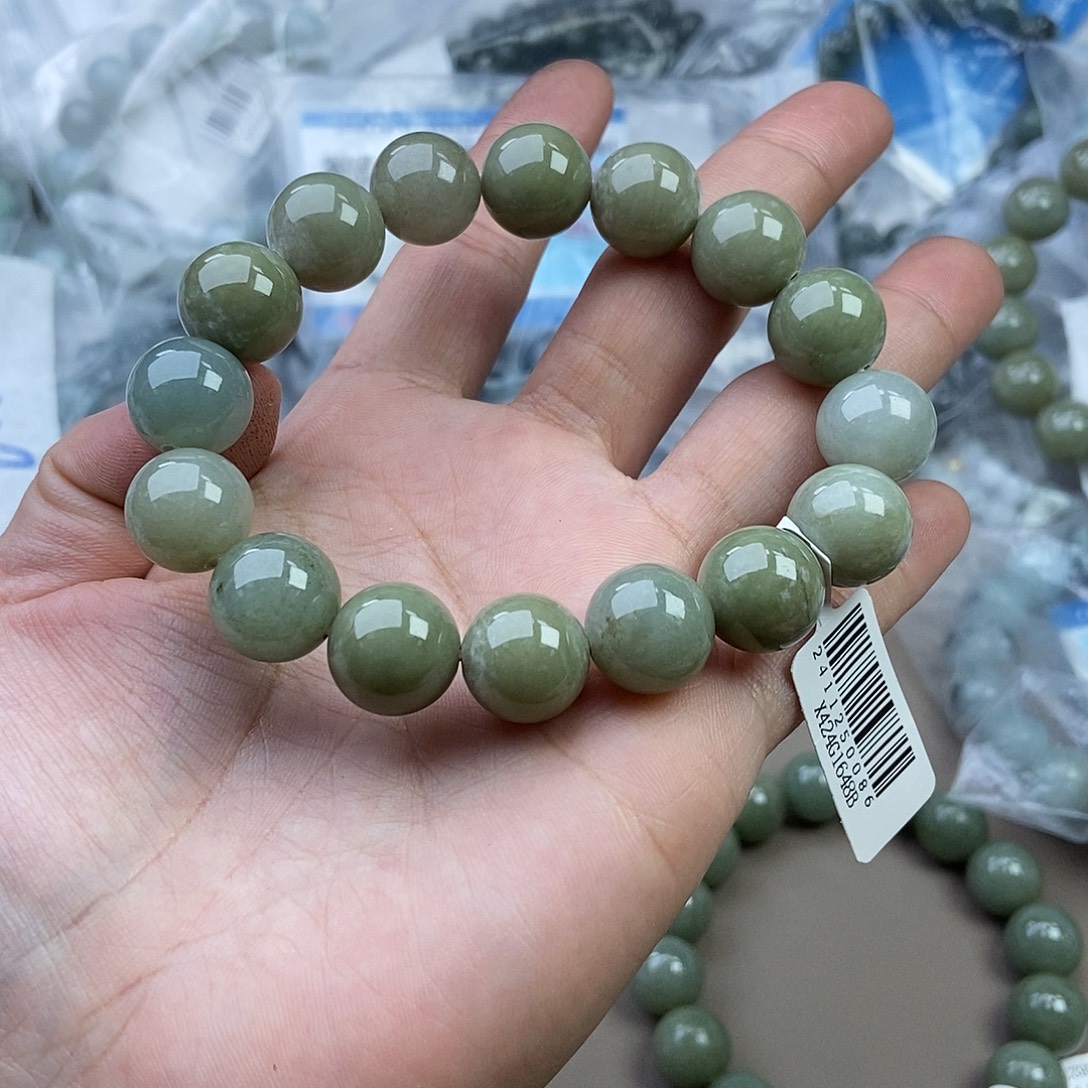 定制翡翠未镶嵌翡翠翡翠