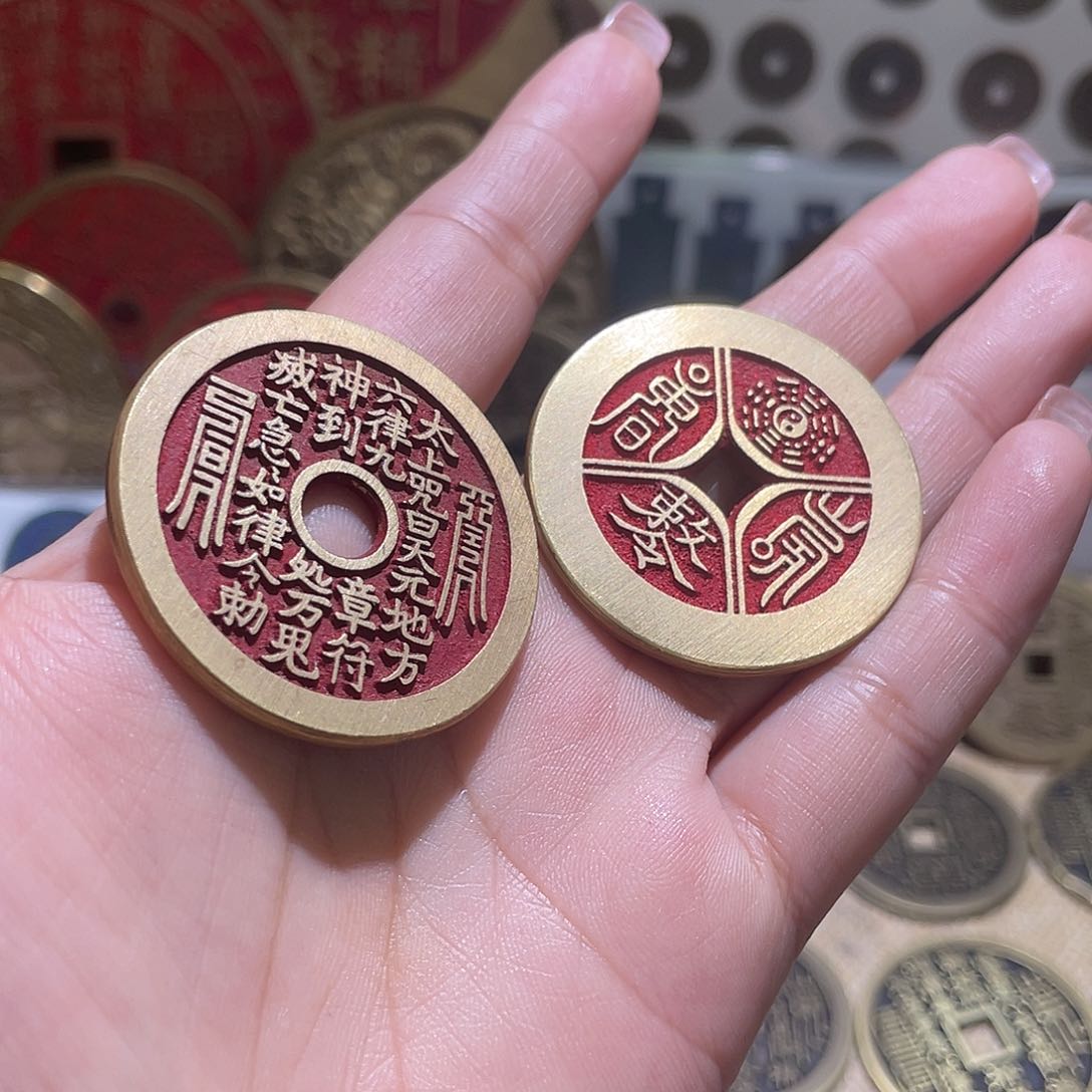 铜铜现代仿制工艺品花钱