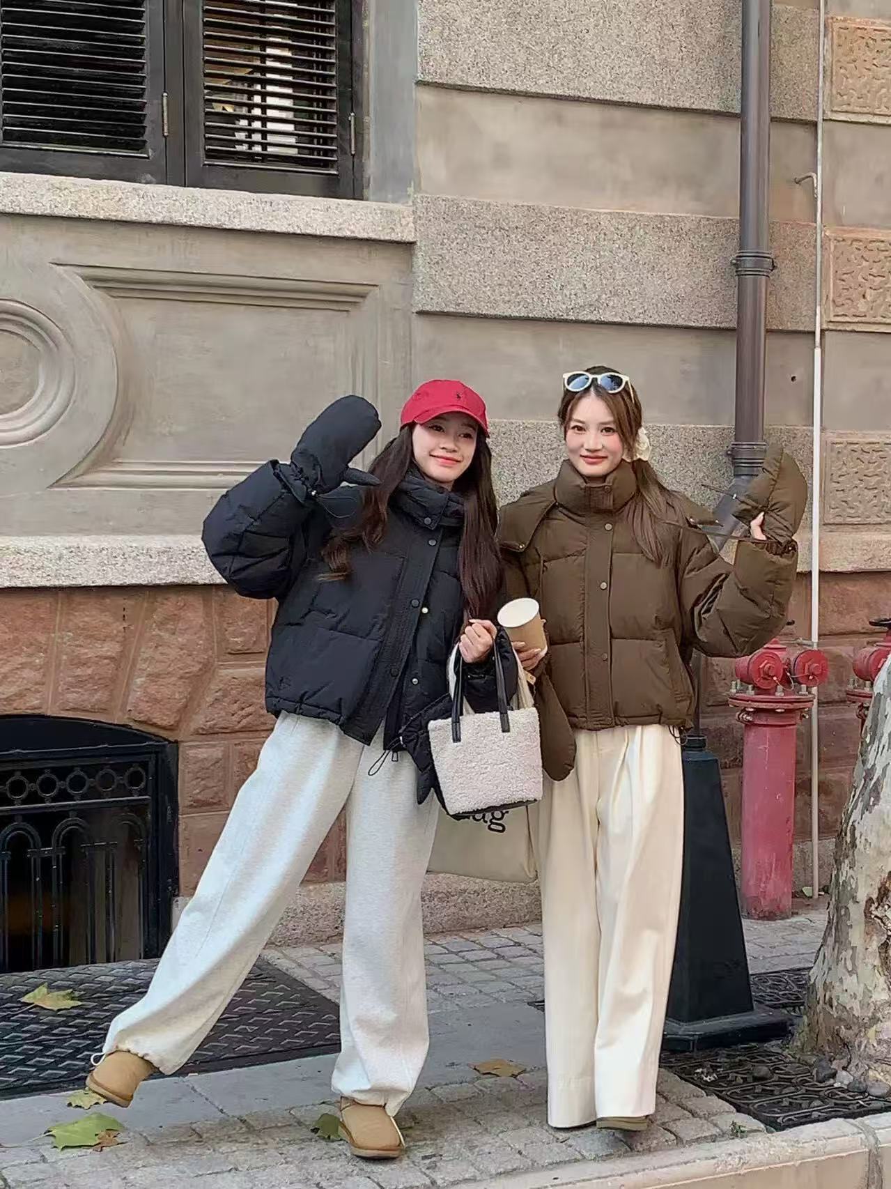 3996 【D】 手套款短款纯色韩版宽松连帽外套    D19