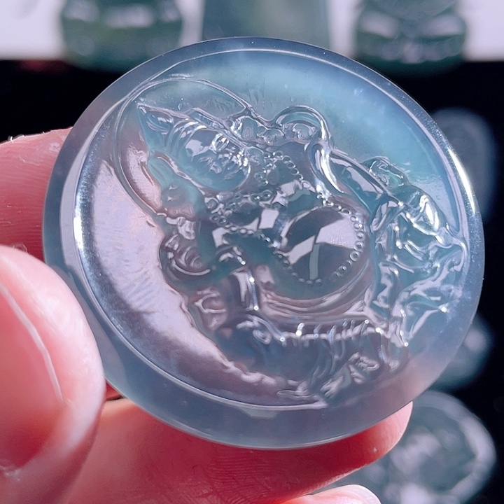 翡翠未镶嵌颈饰9999999999