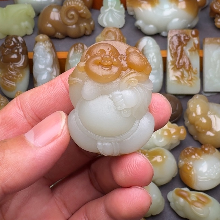 和田玉（糖玉）颈饰未镶嵌*️****