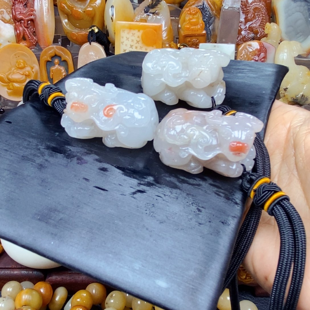 石英质玉手链未镶嵌