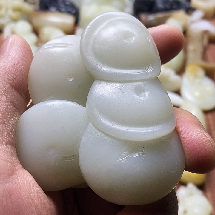 武***仪和田玉未镶嵌挂件