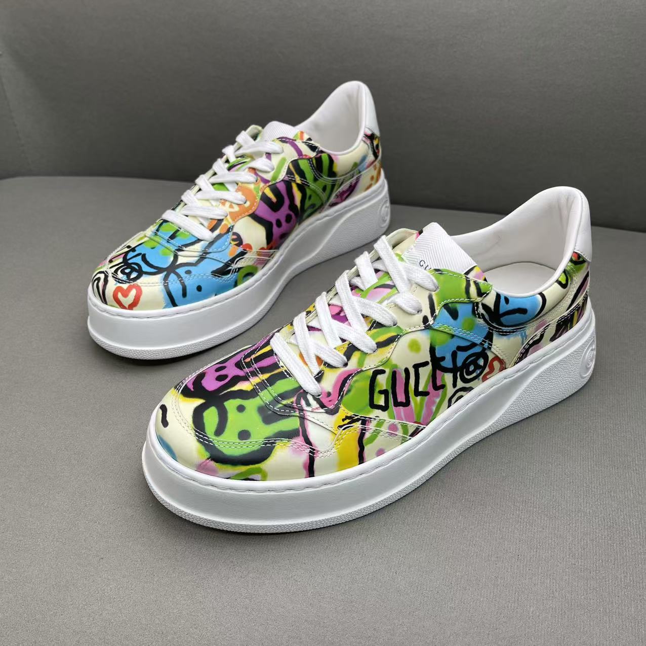 全新未使用 GUCCI/古驰 白色皮面涂鸦时尚百搭松糕板鞋 40.5码