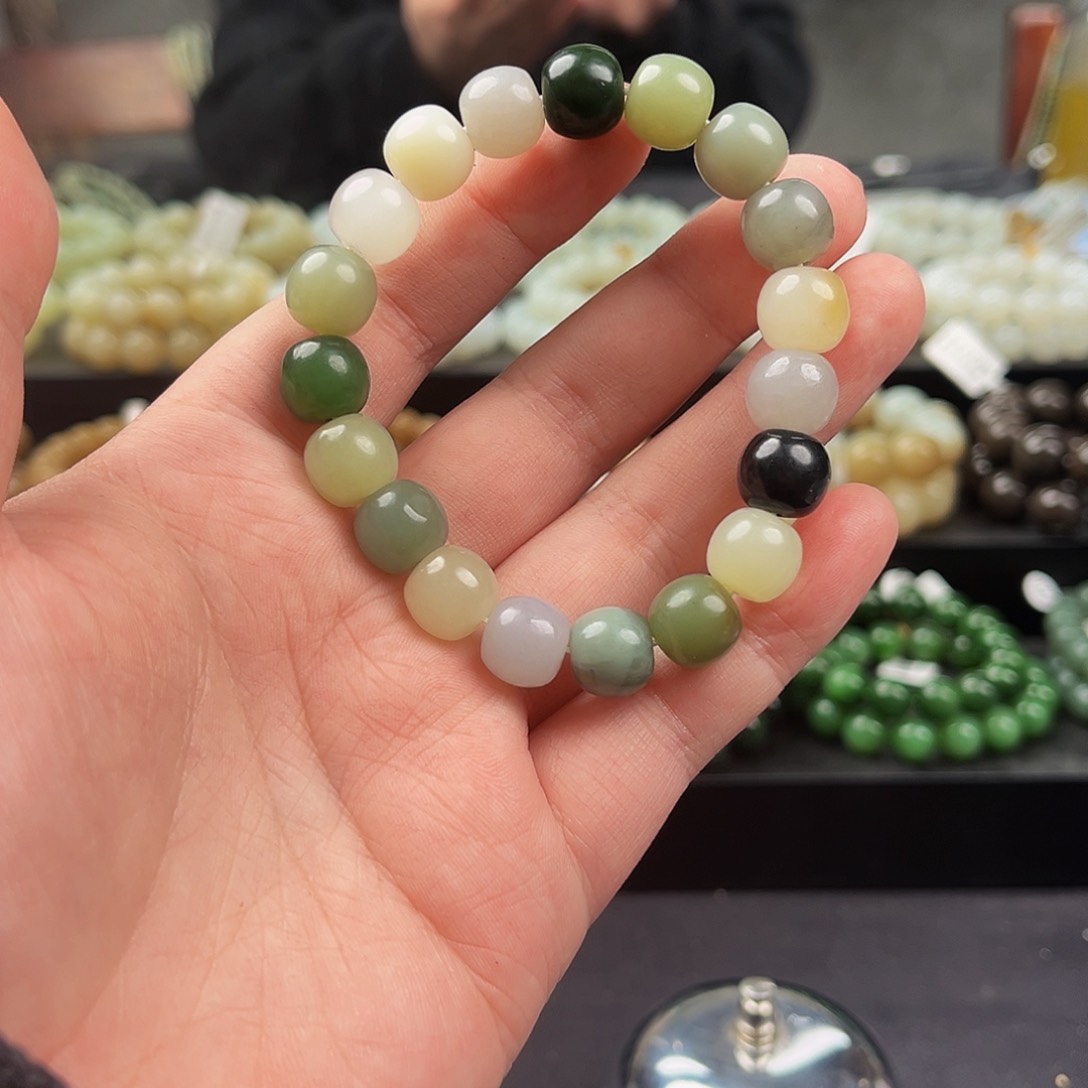 未镶嵌和田玉手串