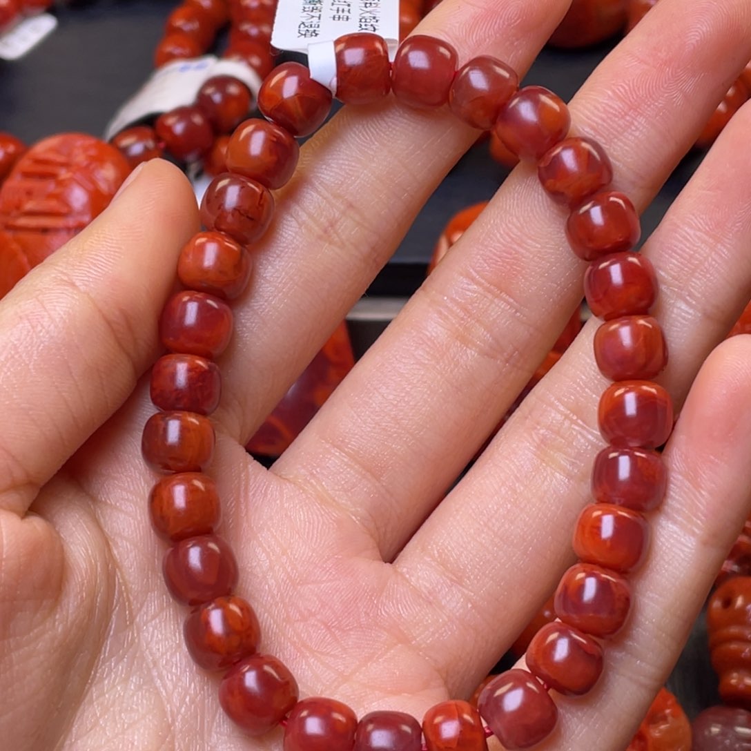 南红玛瑙其他未镶嵌8mm精工瓦西牛血火焰老型手串