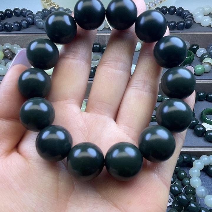 和田玉未镶嵌手链