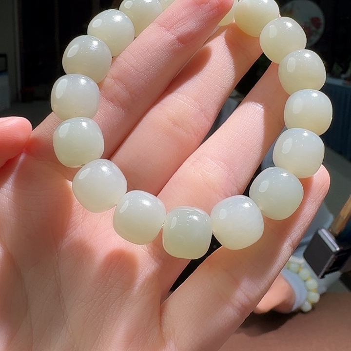 和田玉未镶嵌手链工厂清货，不退不换，多样性拍一发一