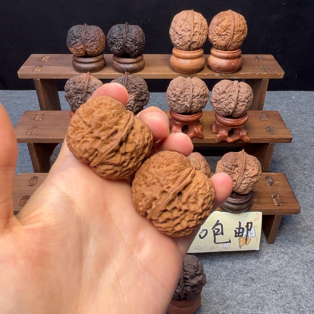 文玩核桃吊坠z小铁狮子38mm