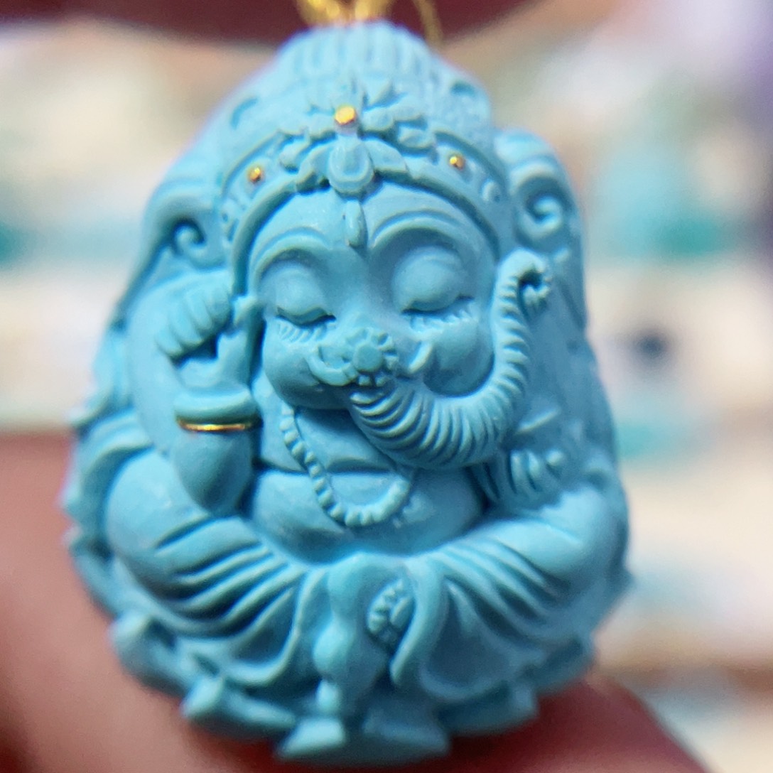 绿松石配饰未镶嵌