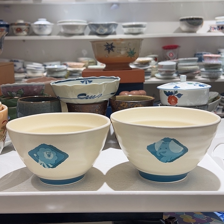 公***牙瓷米白色超有调性大碗一对