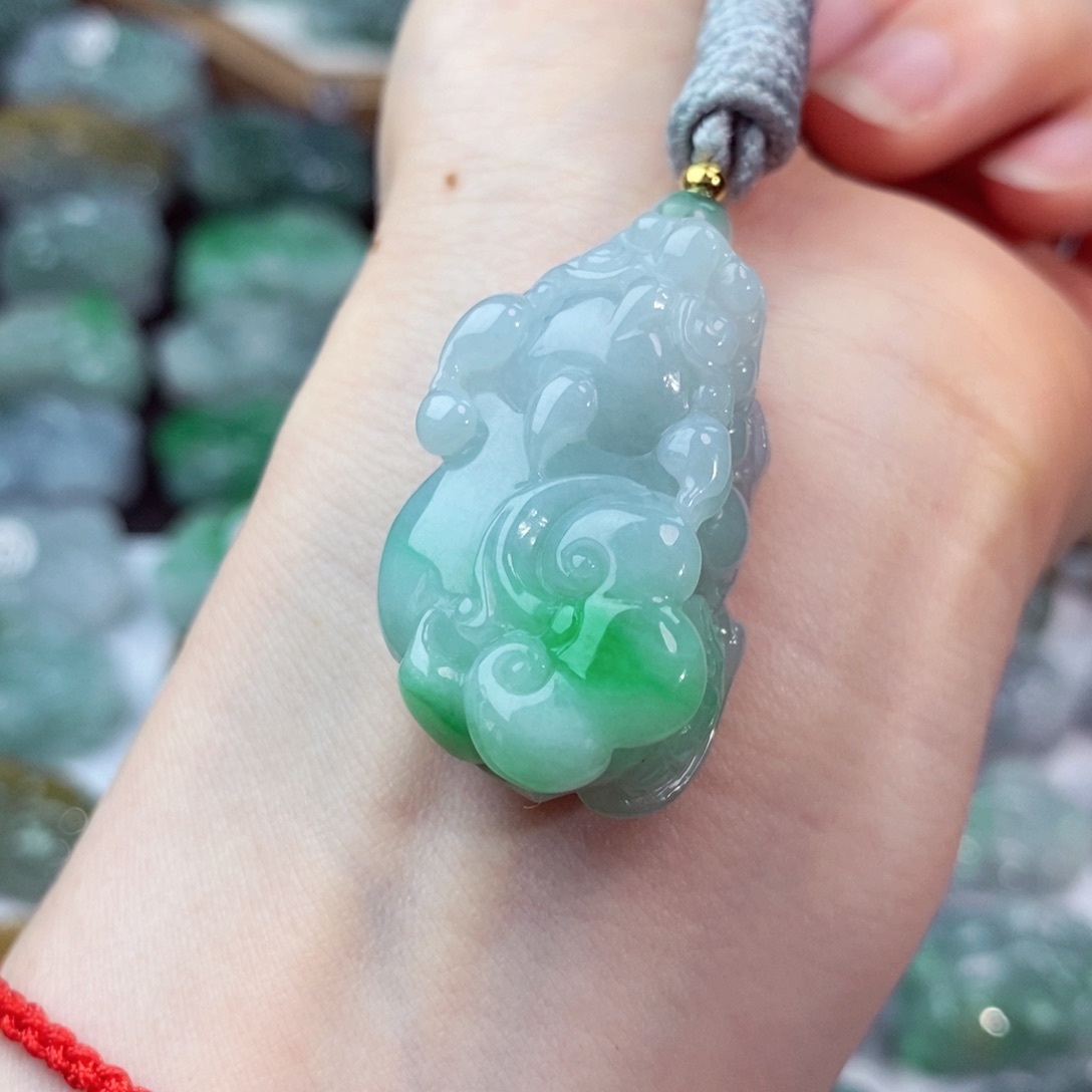 翡翠未镶嵌颈饰天然