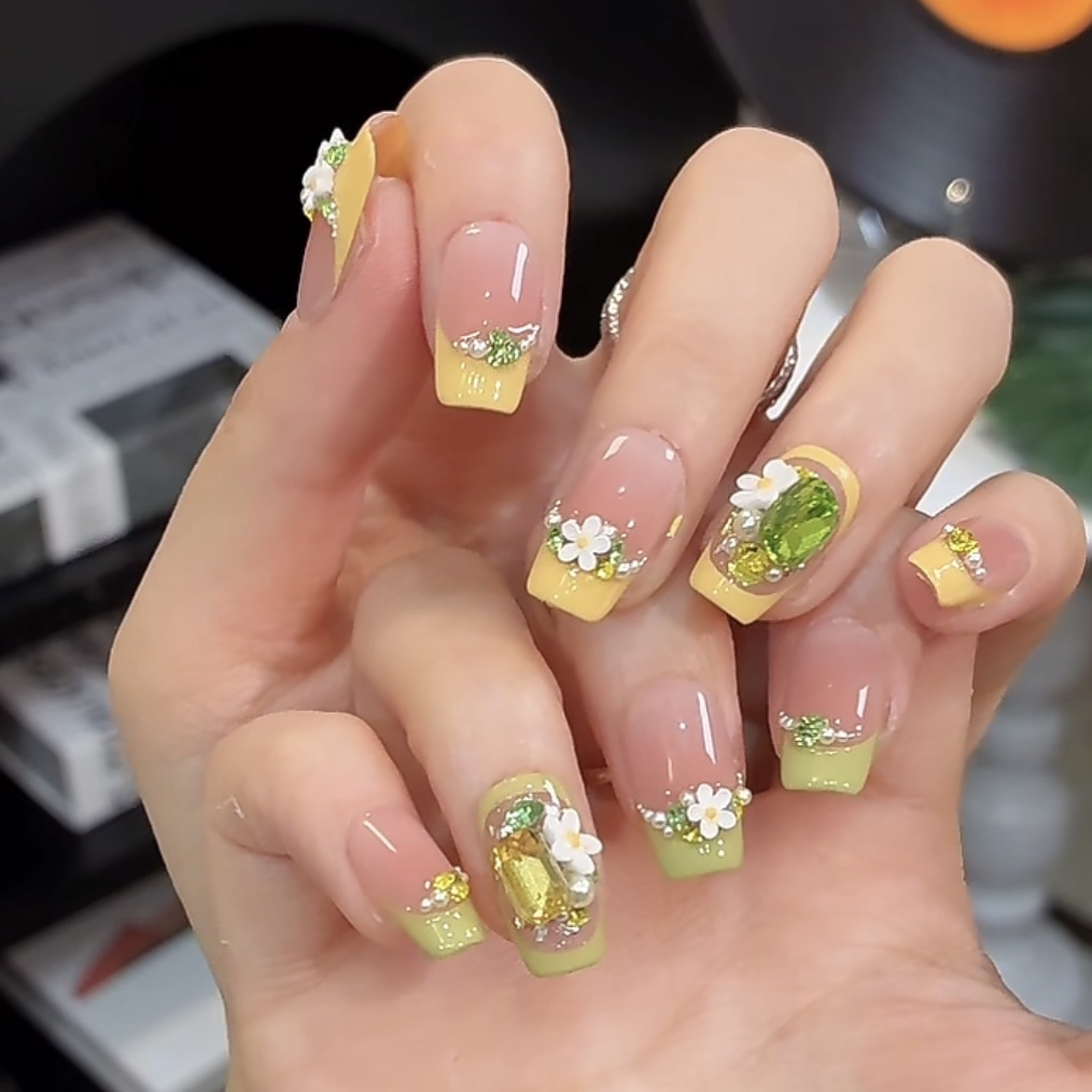 【黄绿AB小雏菊-孤品微瑕NO退换补】鹿鹿家-纯手工穿戴甲