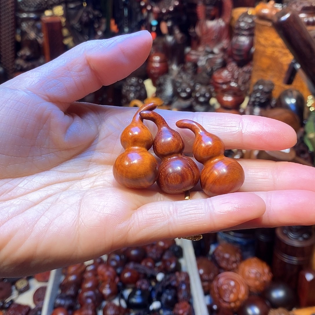 檀香紫檀（小叶紫檀）水波荡漾金星葫芦