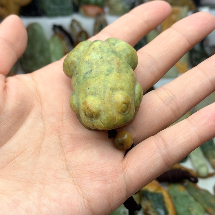 岫岩河磨玉（透闪石质玉）手把未镶嵌