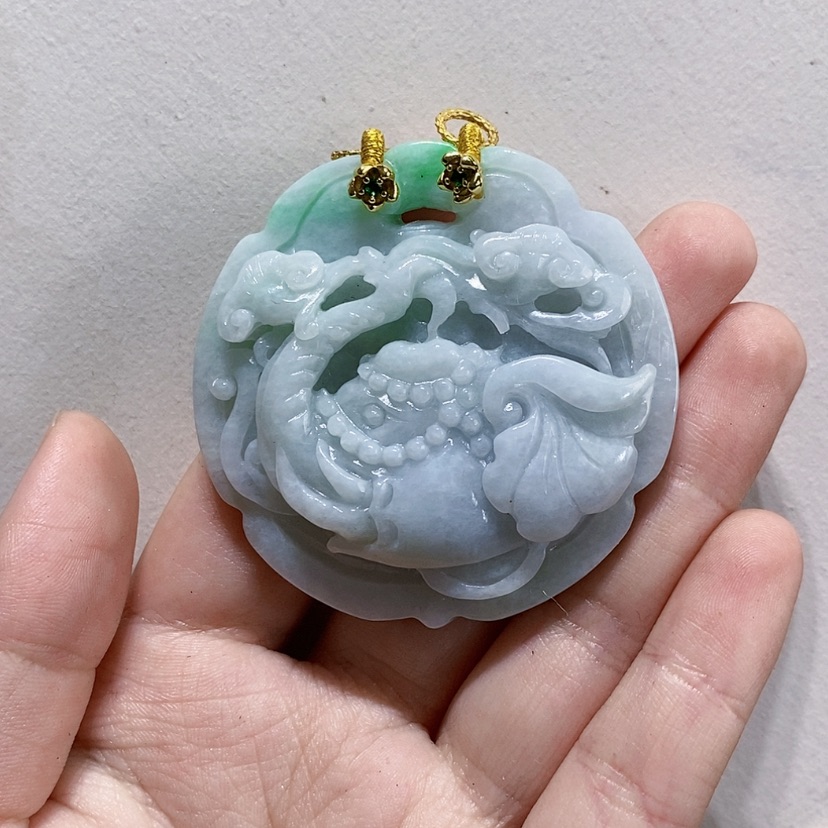 【闪购商品】翡翠未镶嵌颈饰