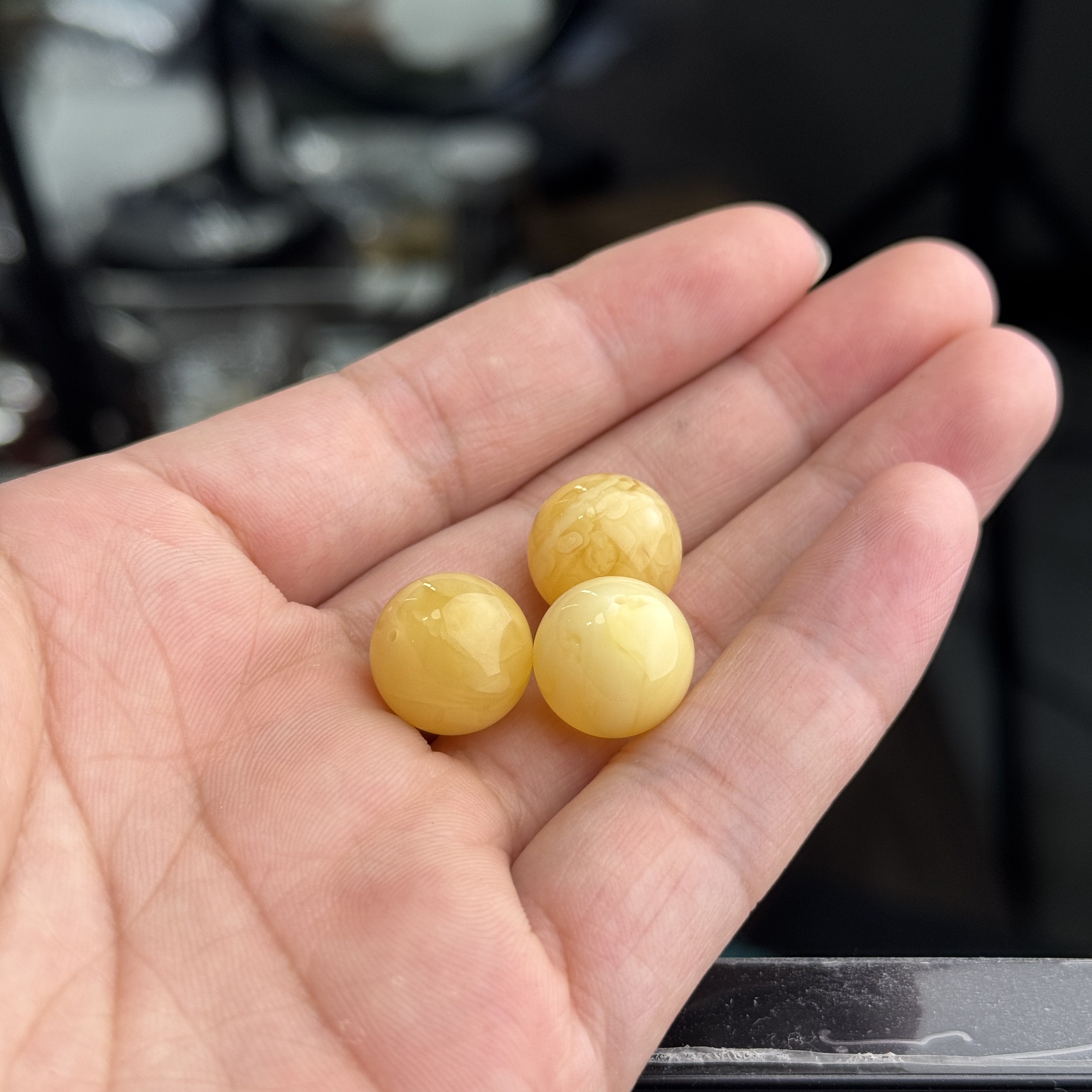 俄料白花蜜蜡圆珠单珠14-15mm多样性发发一