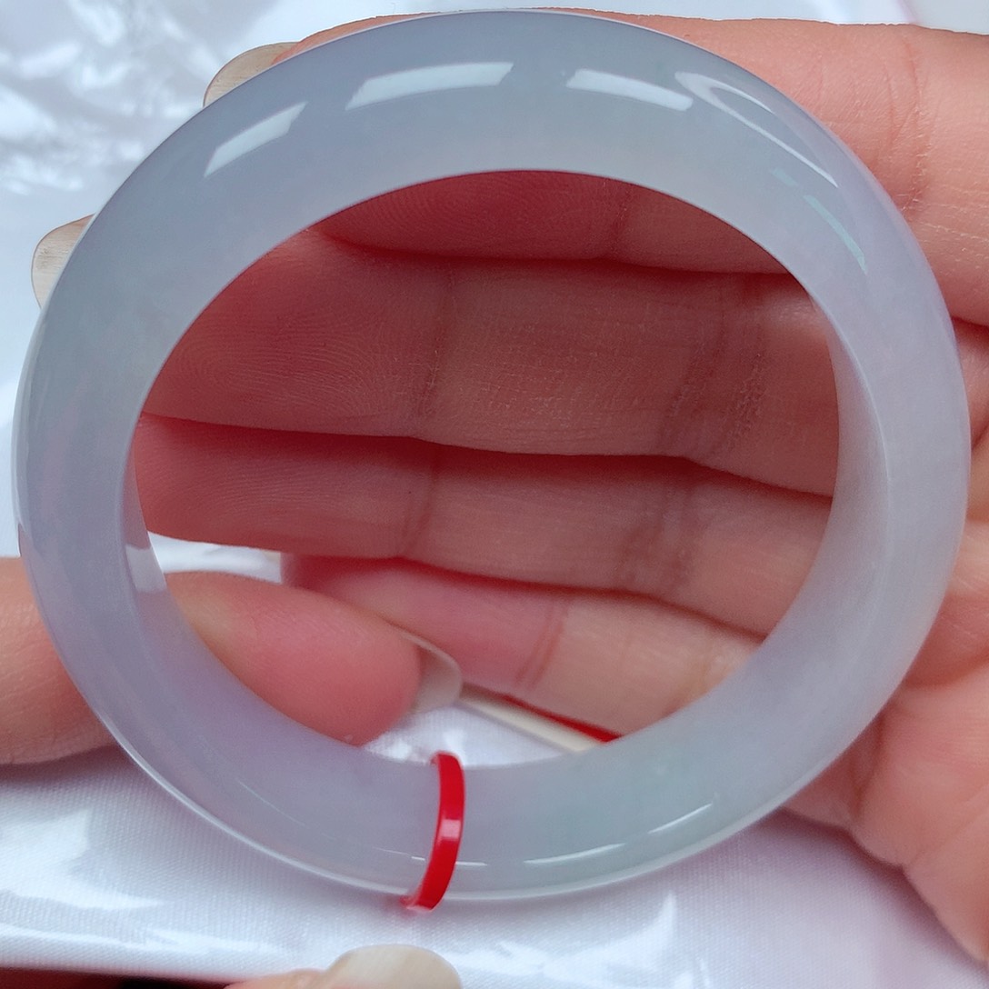 翡翠手镯（贵妃镯）未镶嵌