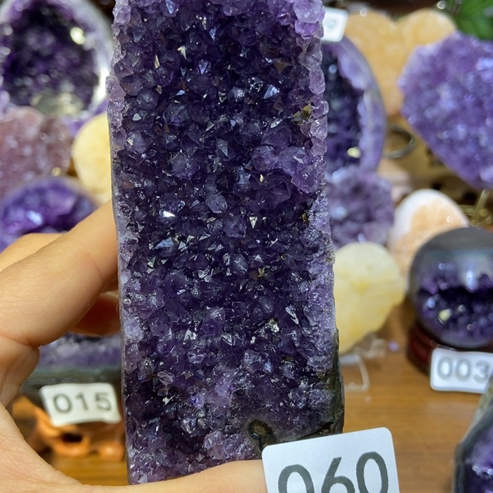紫晶大型摆件（非配饰）未镶嵌